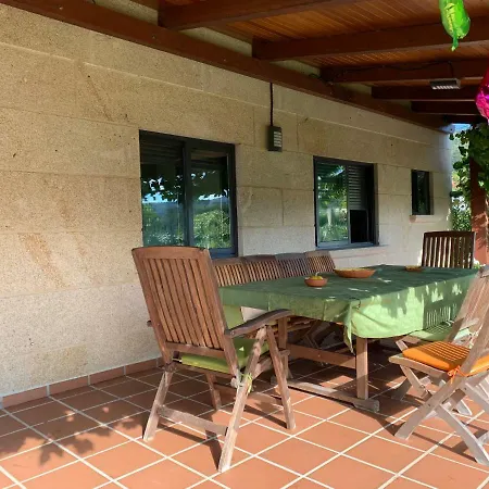 Dom wakacyjny Gran Chalet Sanxenxo-playa Areas